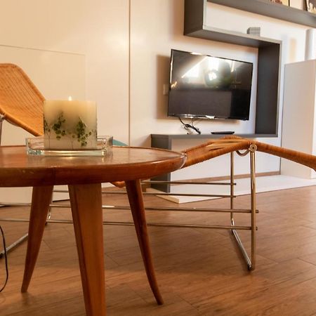 Aqualago Casa Vacanze Suite Verbania Bagian luar foto