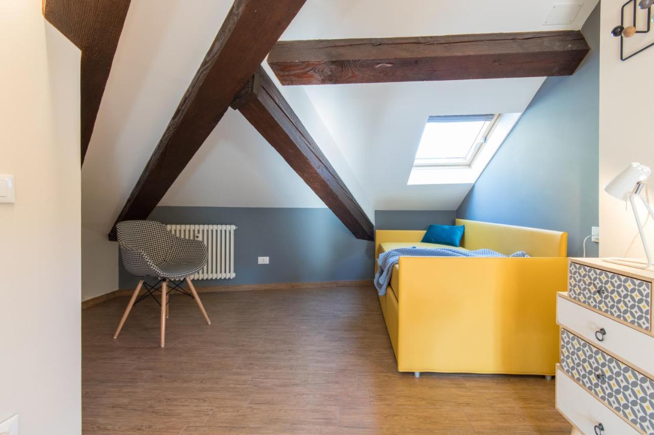 Aqualago Casa Vacanze Suite Verbania Bagian luar foto