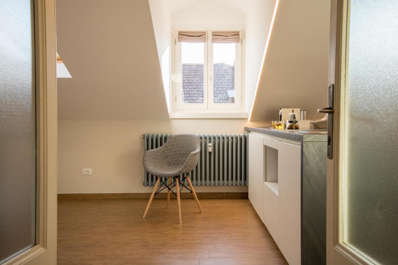 Aqualago Casa Vacanze Suite Verbania Bagian luar foto