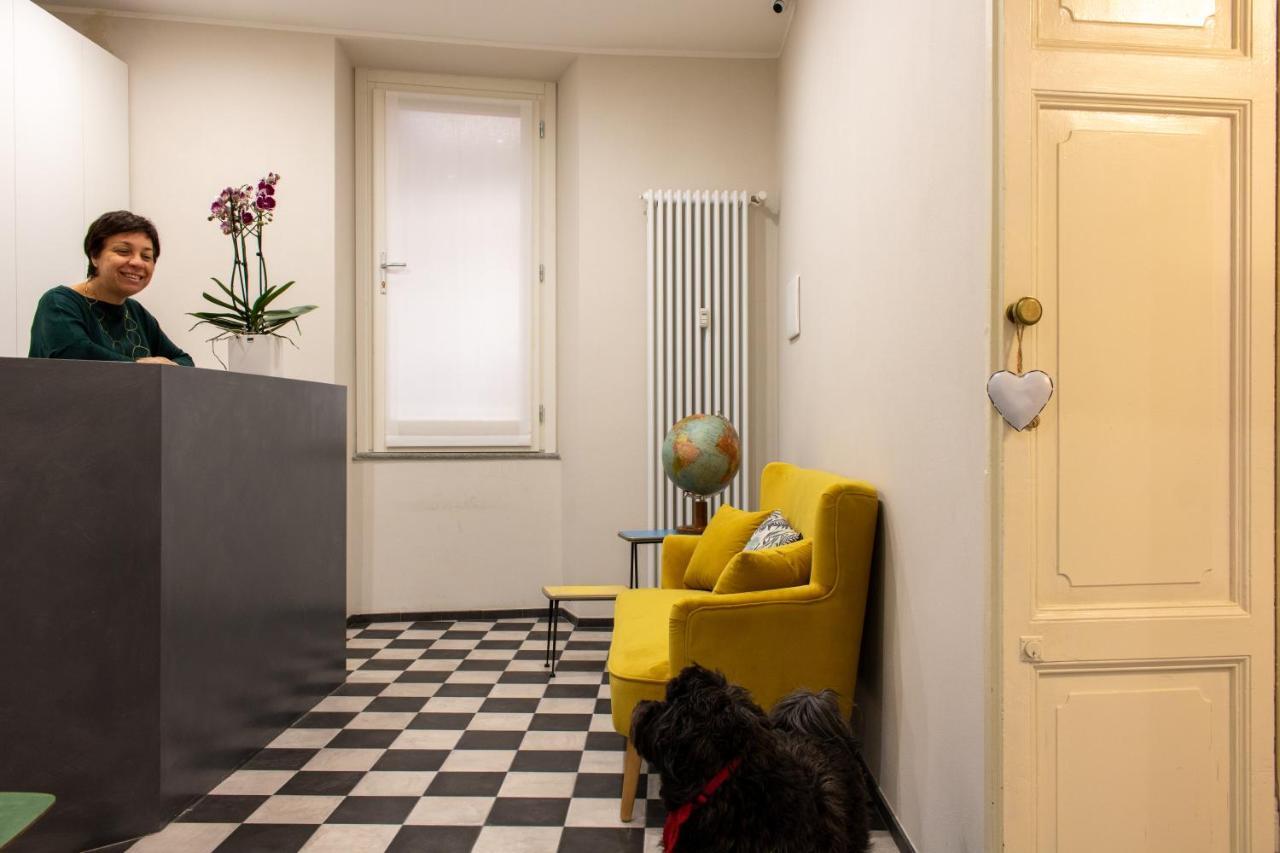 Aqualago Casa Vacanze Suite Verbania Bagian luar foto